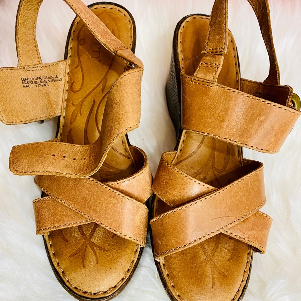 Born Wedges Size 7